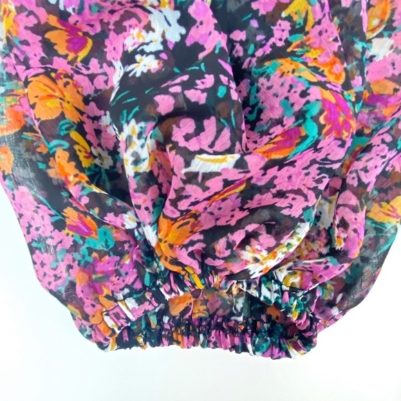 NWT Vince Camuto Floral Tier Dress Lined. Two sizes available XS & S - Picture 4 of 4